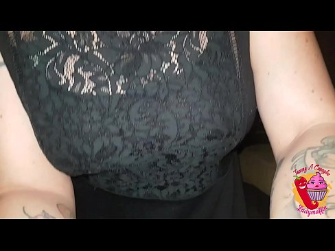❤️ Slutty ګامه خور هغه ته یو blowjob او هسپانوي ورکوي مقعد ویډیو